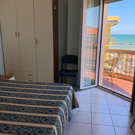 Hotel Acapulco Viserbella di Rimini Eksteriør bilde