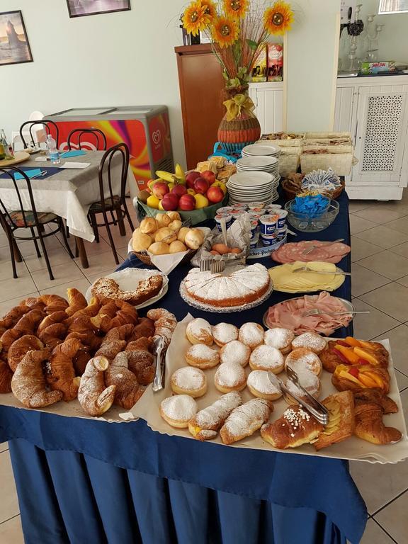 Hotel Acapulco Viserbella di Rimini Eksteriør bilde