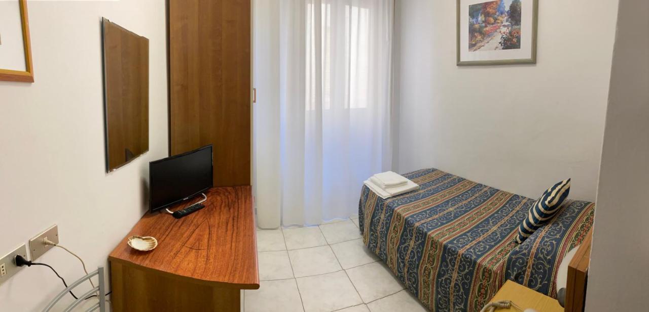 Hotel Acapulco Viserbella di Rimini Eksteriør bilde