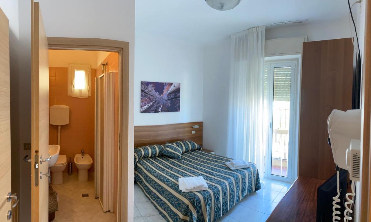 Hotel Acapulco Viserbella di Rimini Eksteriør bilde